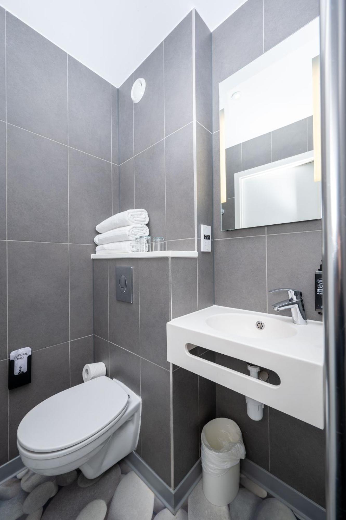 Ibis Budget London Barking 2*
