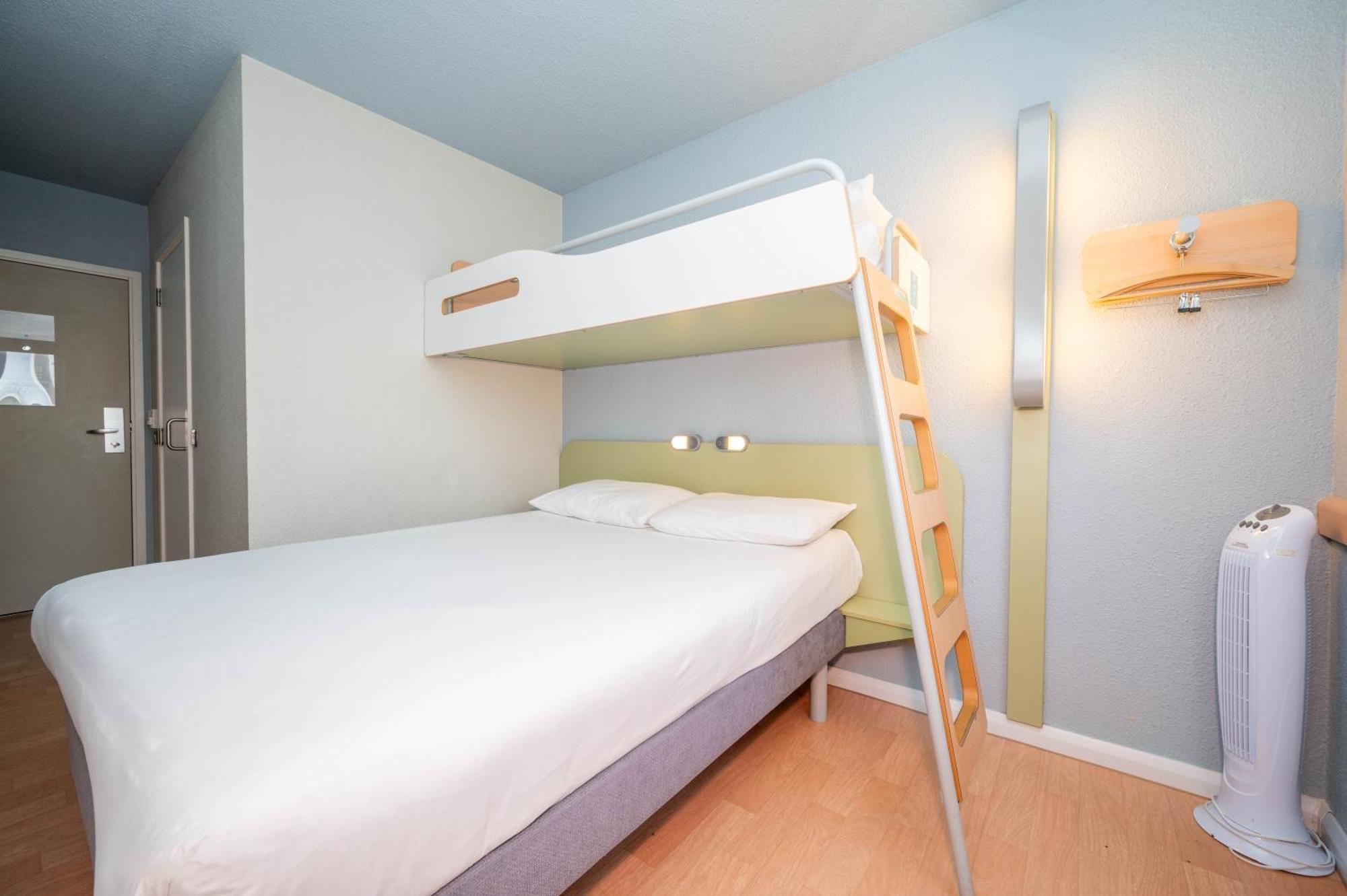 Ibis Budget London Barking 2*