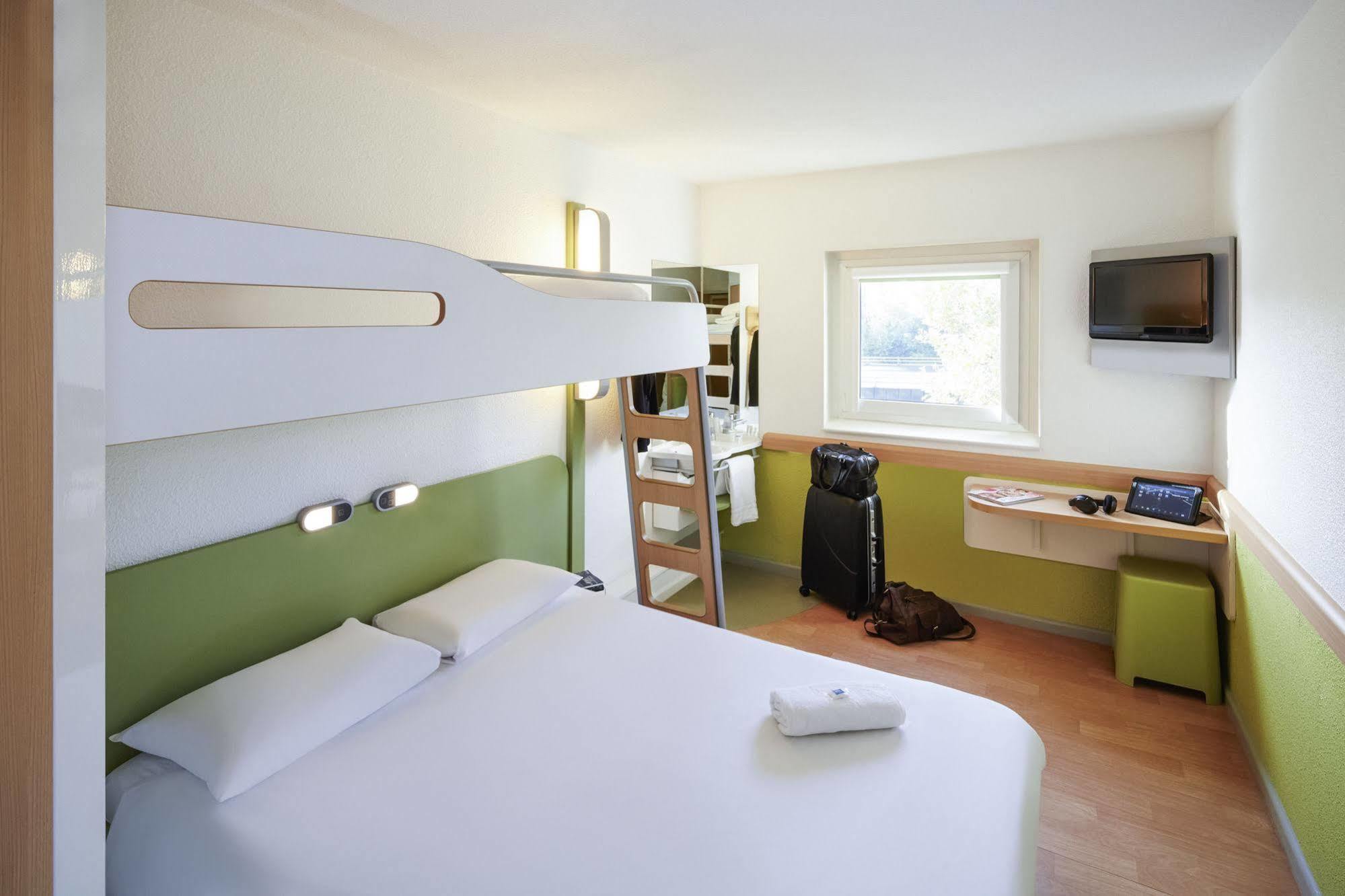 Ibis Budget London Barking Hotel
